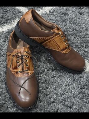 FootJoy ICON  Brown  Golf Shoes Size 9M. NWOT